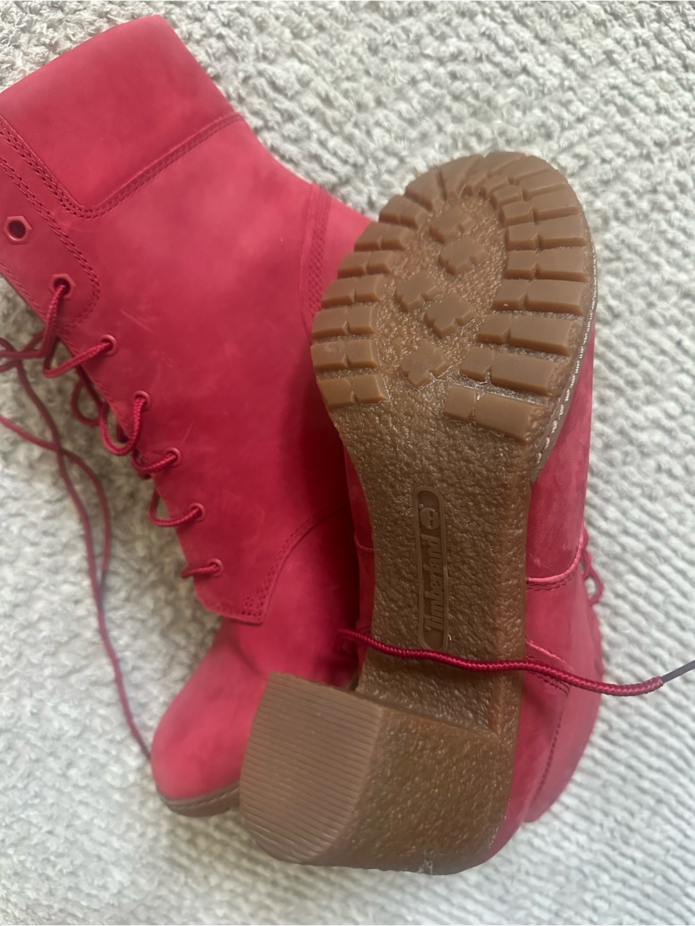 Timberland Red Suede Lace-Up Women’s Ankle Boots with Block Heel - Picture 3 of 4